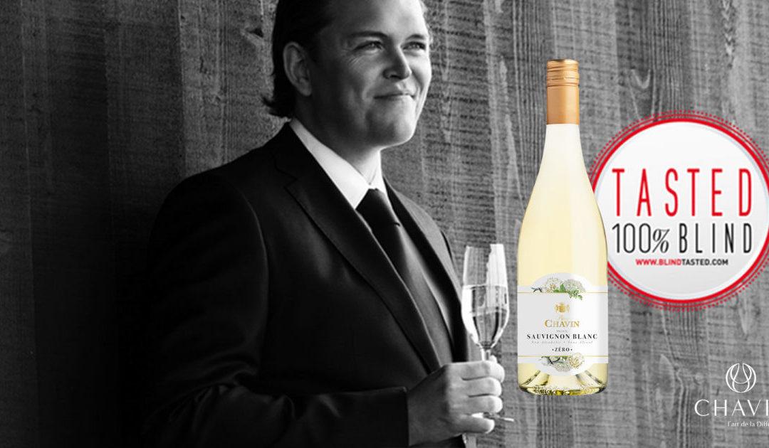 Andreas Larsson tasting Chavin Zéro Sauvignon Blanc